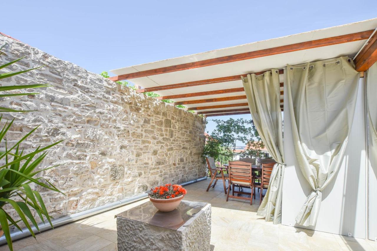 Apartments Tarragon Ugrinici Exterior foto